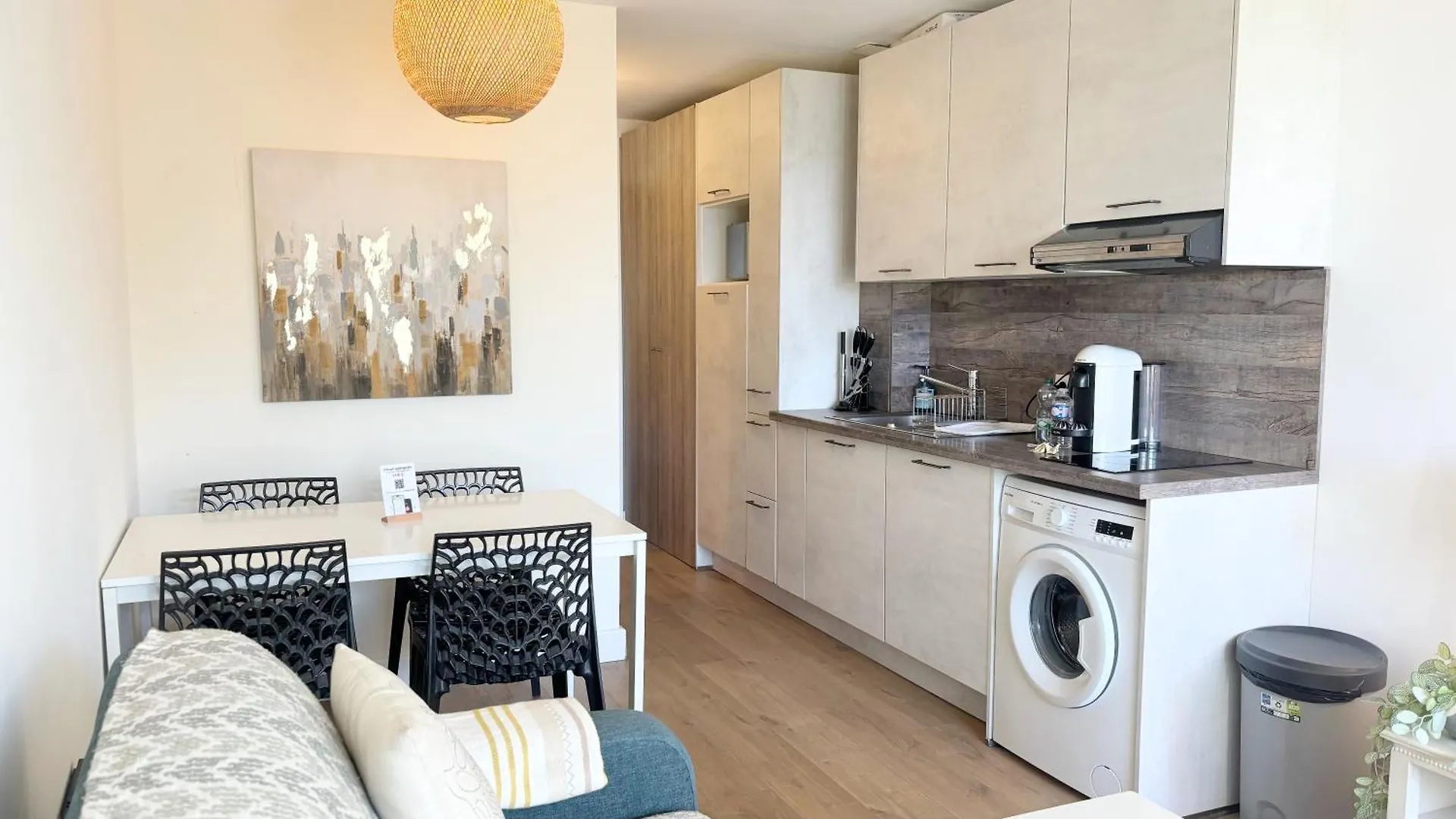 Apartment Appartement 0321, Piscine - Parking - Proche Plages - Palmazur Vacances Cannes France